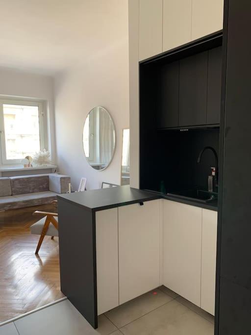 Cutest Studio With Best Location Варшава Экстерьер фото